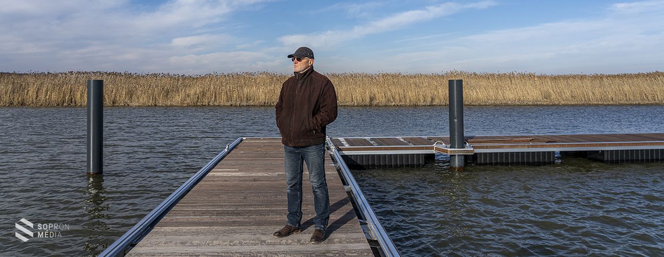 Fa Nándor vállalkozása építi a Fertő-part északi kikötőjét