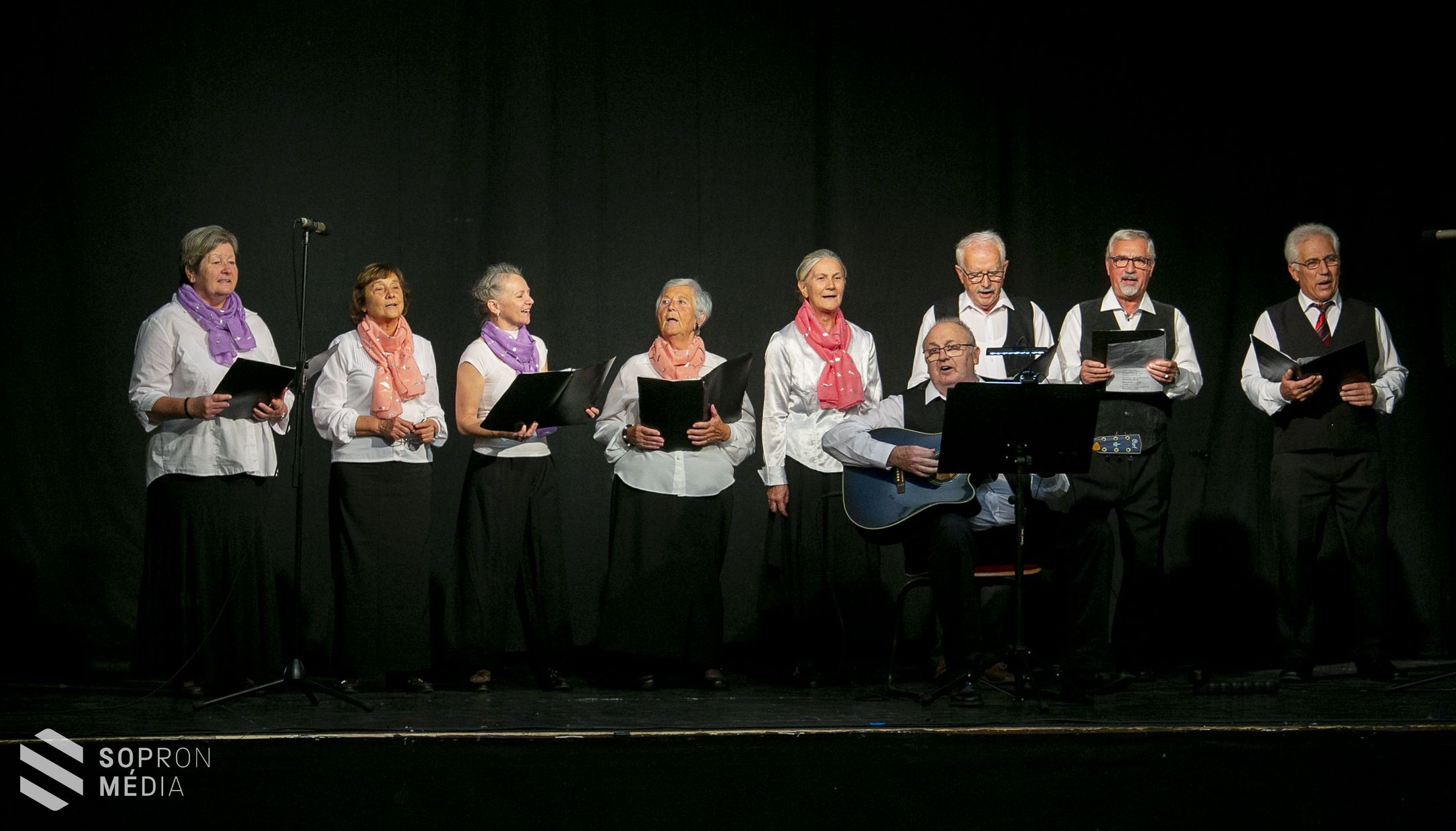 Hála Gála – az idősek önzetlen segítőit köszöntötték Sopronban
