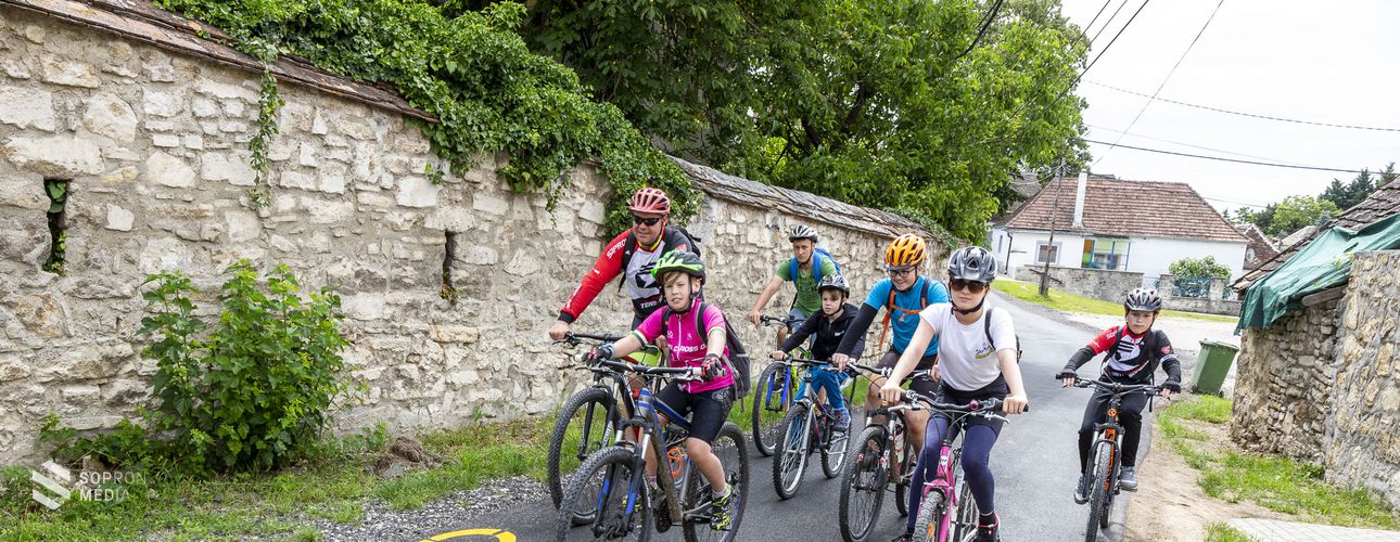 Kerékpáros turizmus: megújult a Sopront Fertőrákossal összekötő kerékpárút