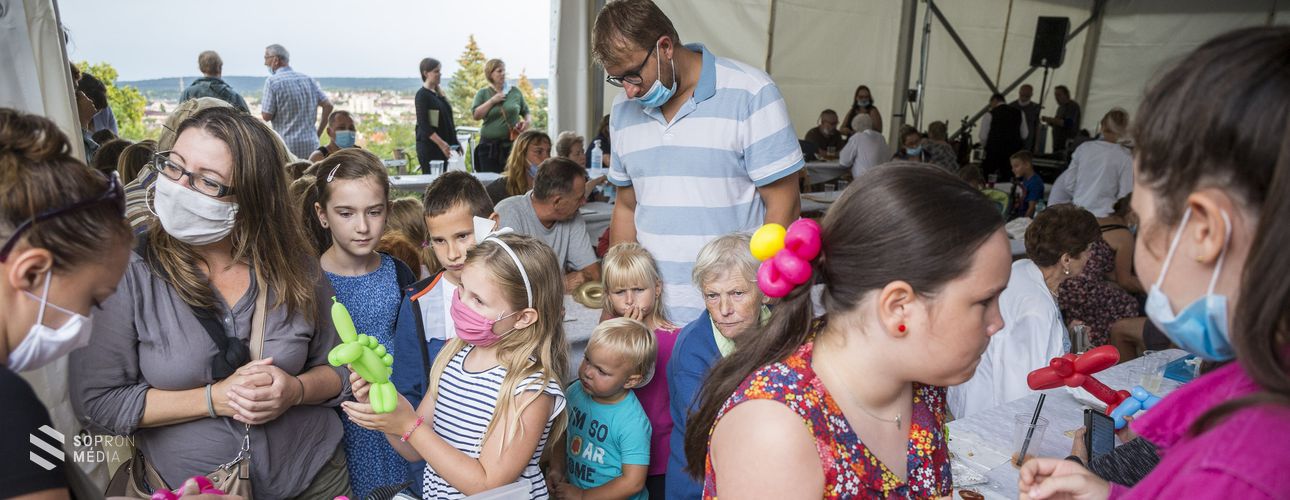 Nyárbúcsúztató családi nap a Szent Margit-templomnál
