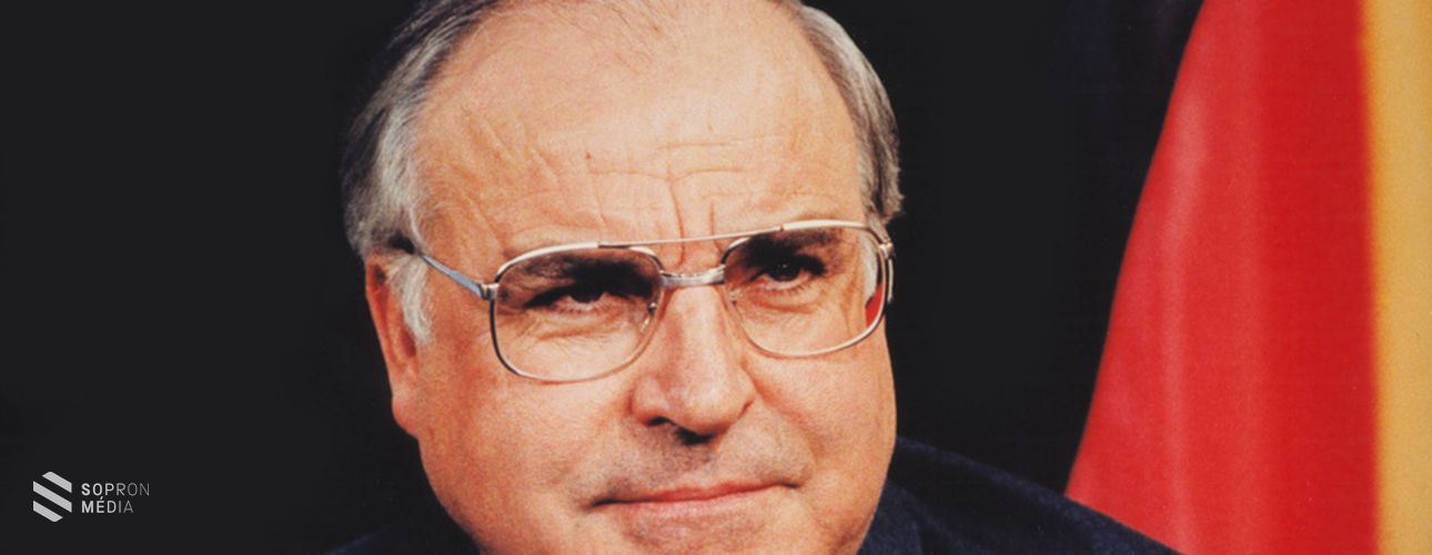 Elhunyt Helmut Kohl