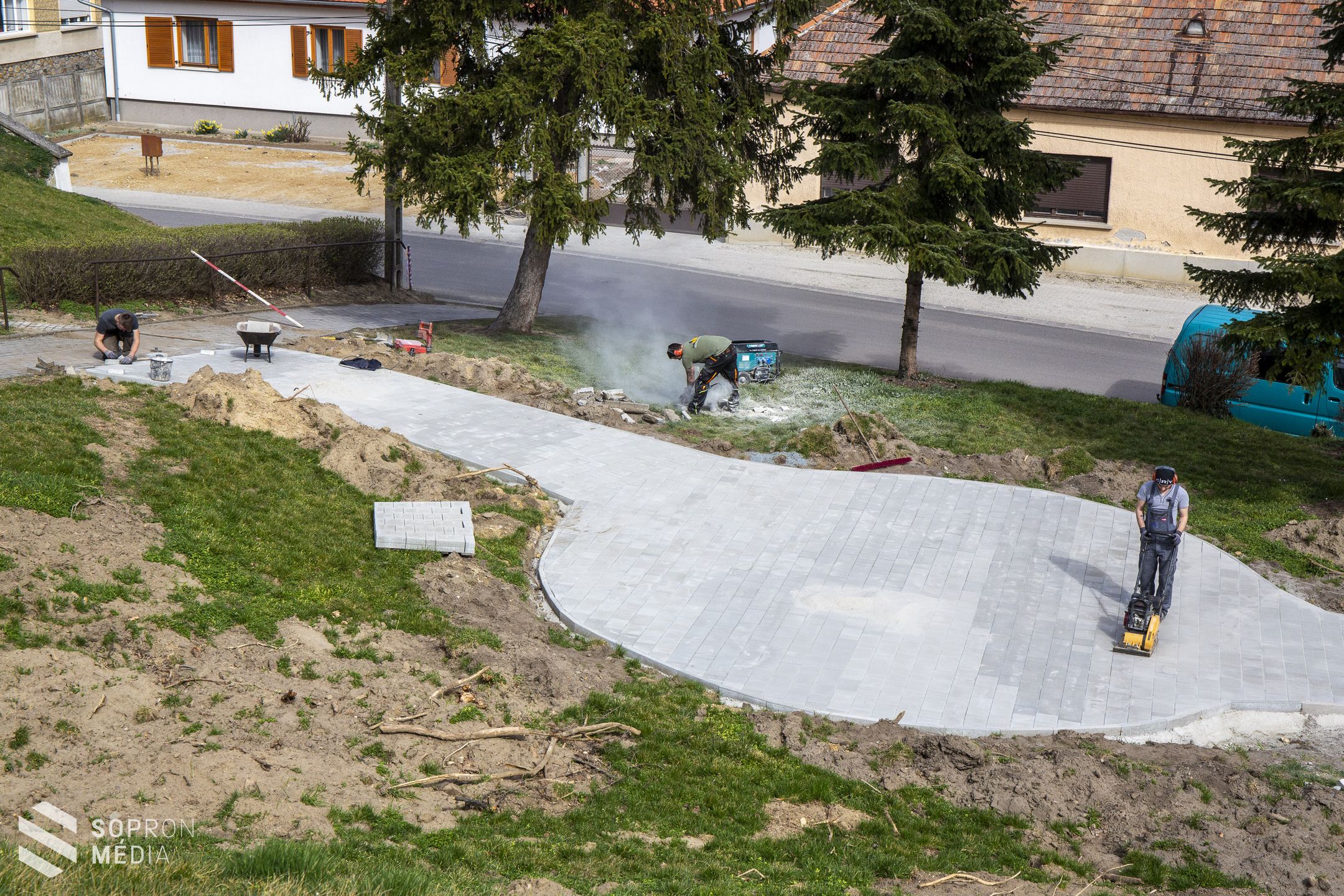 Megújul a fertőszéplaki Széchényi kastély és a templomdomb