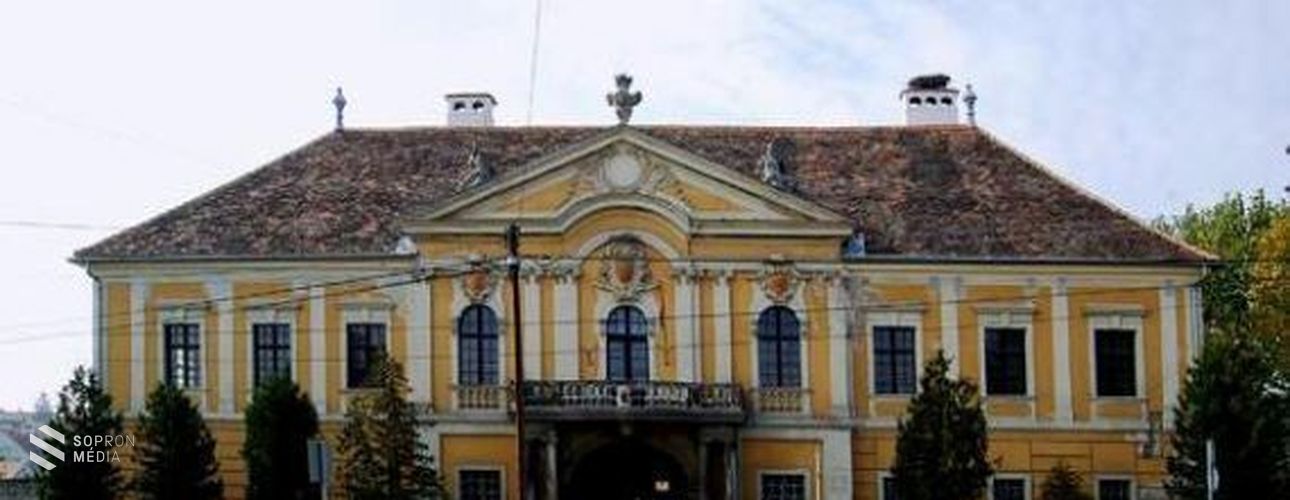 Palota változatos történelemmel: a fertőrákosi püspöki kastély