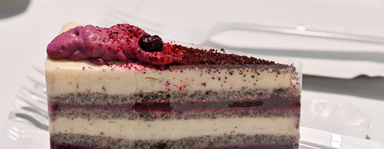 4 soproni cukrászdában is megkóstolhatjuk az ország tortáját
