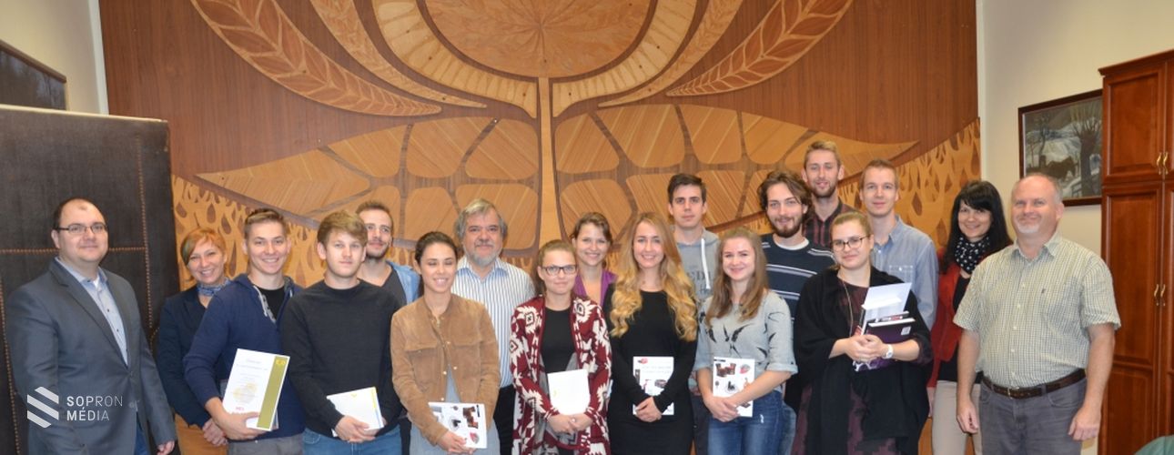 Hat éve dobogósok a soproni itf-es hallgatók