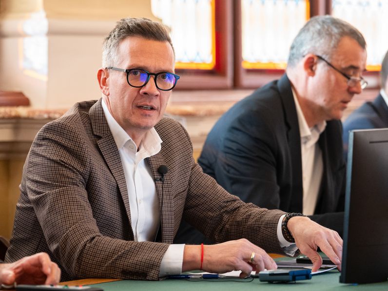 Rendkívüli közgyűlést tartottak szerdán Sopronban