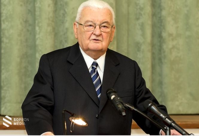 dr. Boross Péter