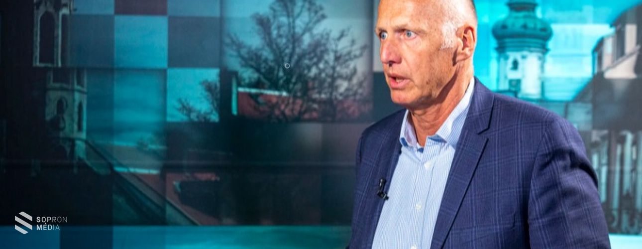 Georg Spöttle: Magyarországnak ki kell maradnia a háborúból