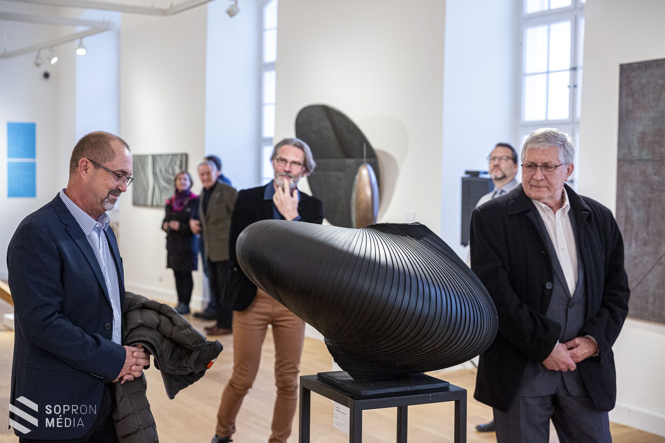 Örökség – új időszaki kiállítás nyílt a fertődi Esterházy-kastély kortárs galériájában