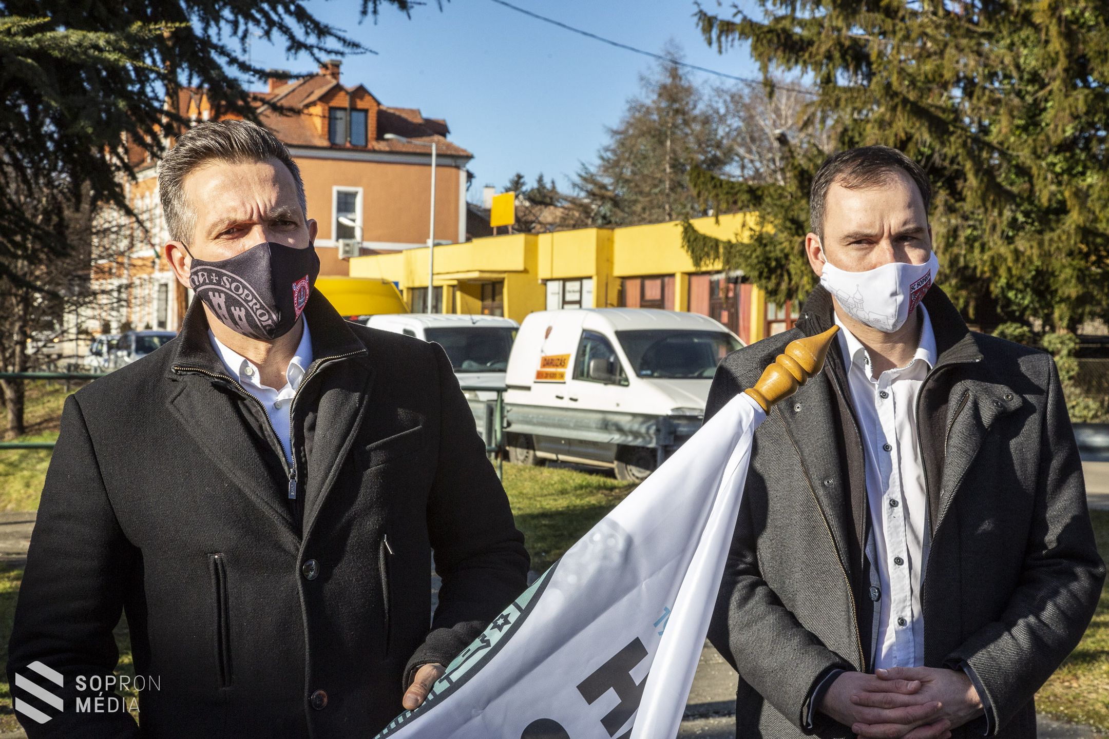 Bánfalván és Ágfalván is lobog a centenáriumi zászló