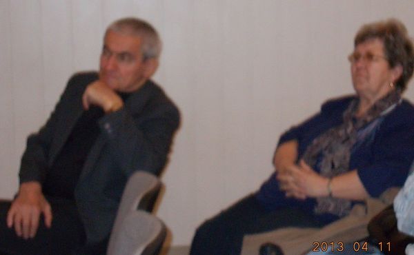Faluházi esték 2013. április