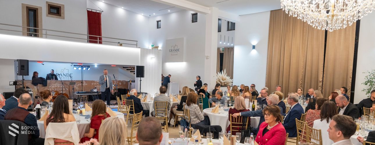 Egy este a soproni gyermekotthonok lakóiért