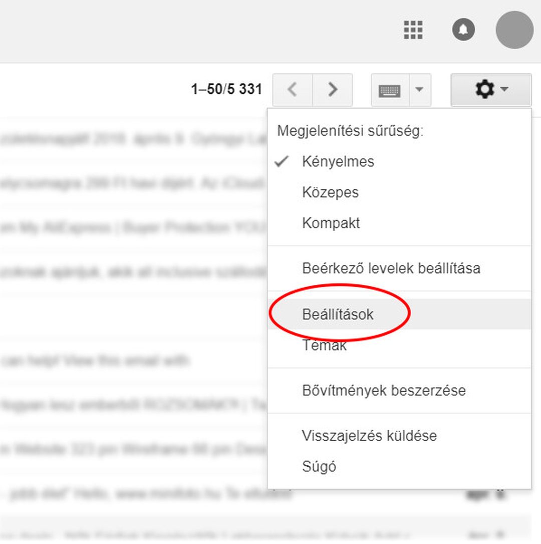 Gmail – a fogaskerék menüben a Beállítások pont bekarikázva