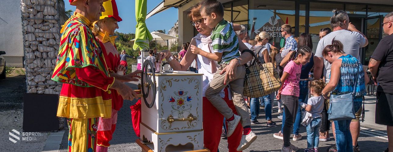 Színes programkínálat a hosszú hétvégére
