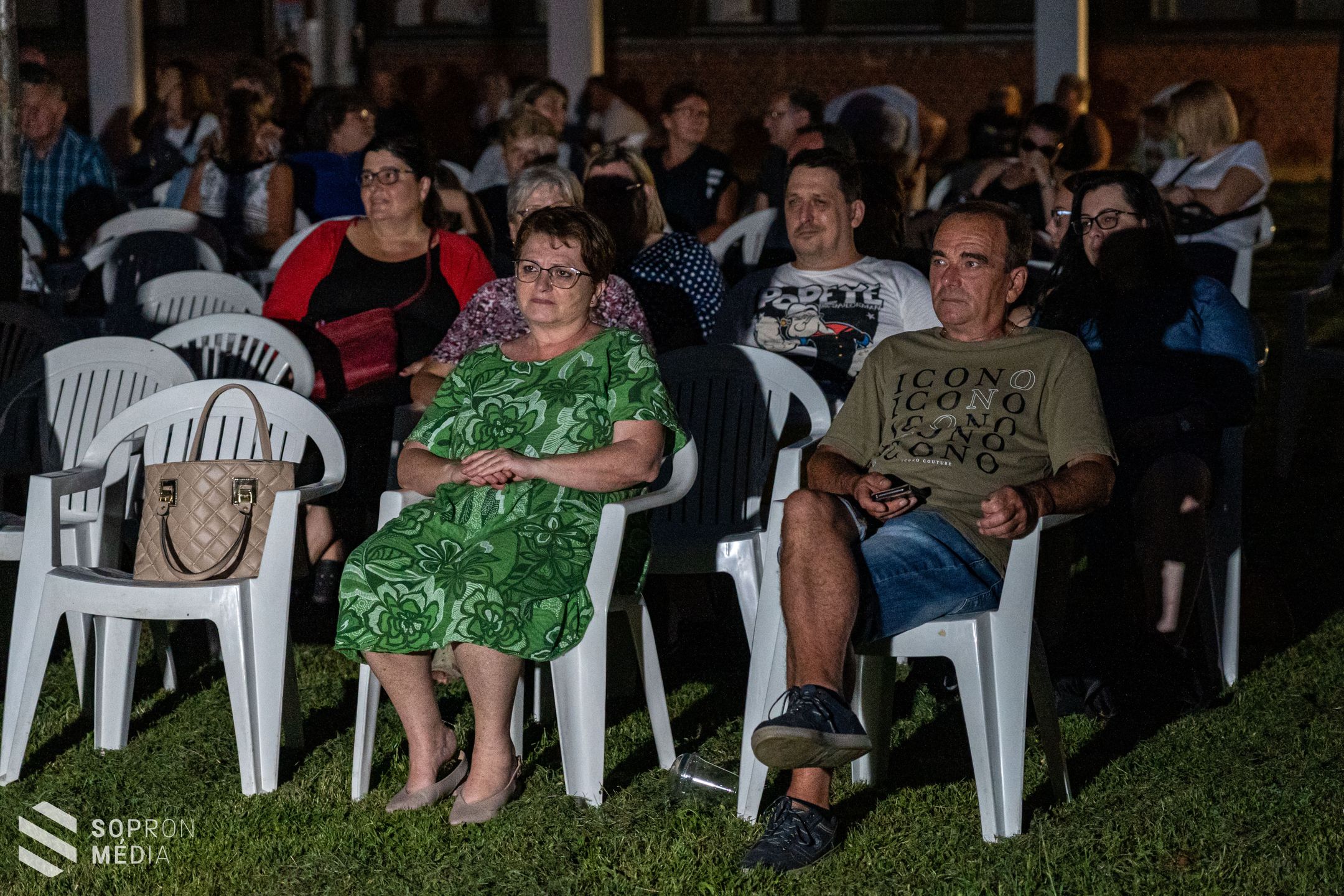 Nyáresti mozi a Jerevánon – Népszerű volt a Meseautó