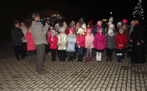 Adventi ünnepség 2015.