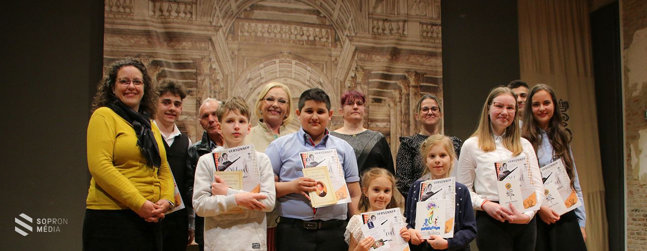 Versünnepet rendeztek Eszterházán