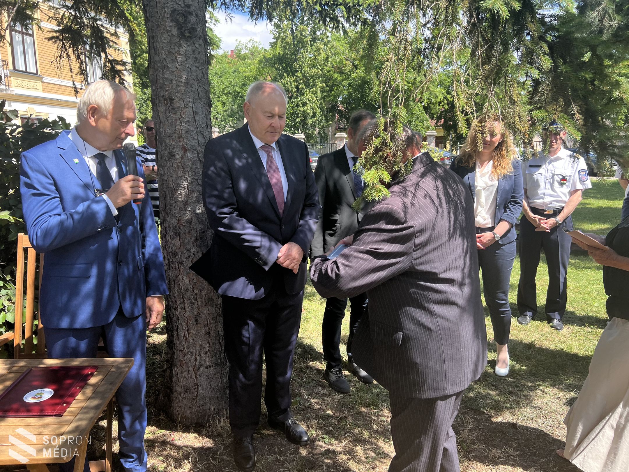 Védőszentjük napját ünnepelték a soproni nyugállományú határőrök