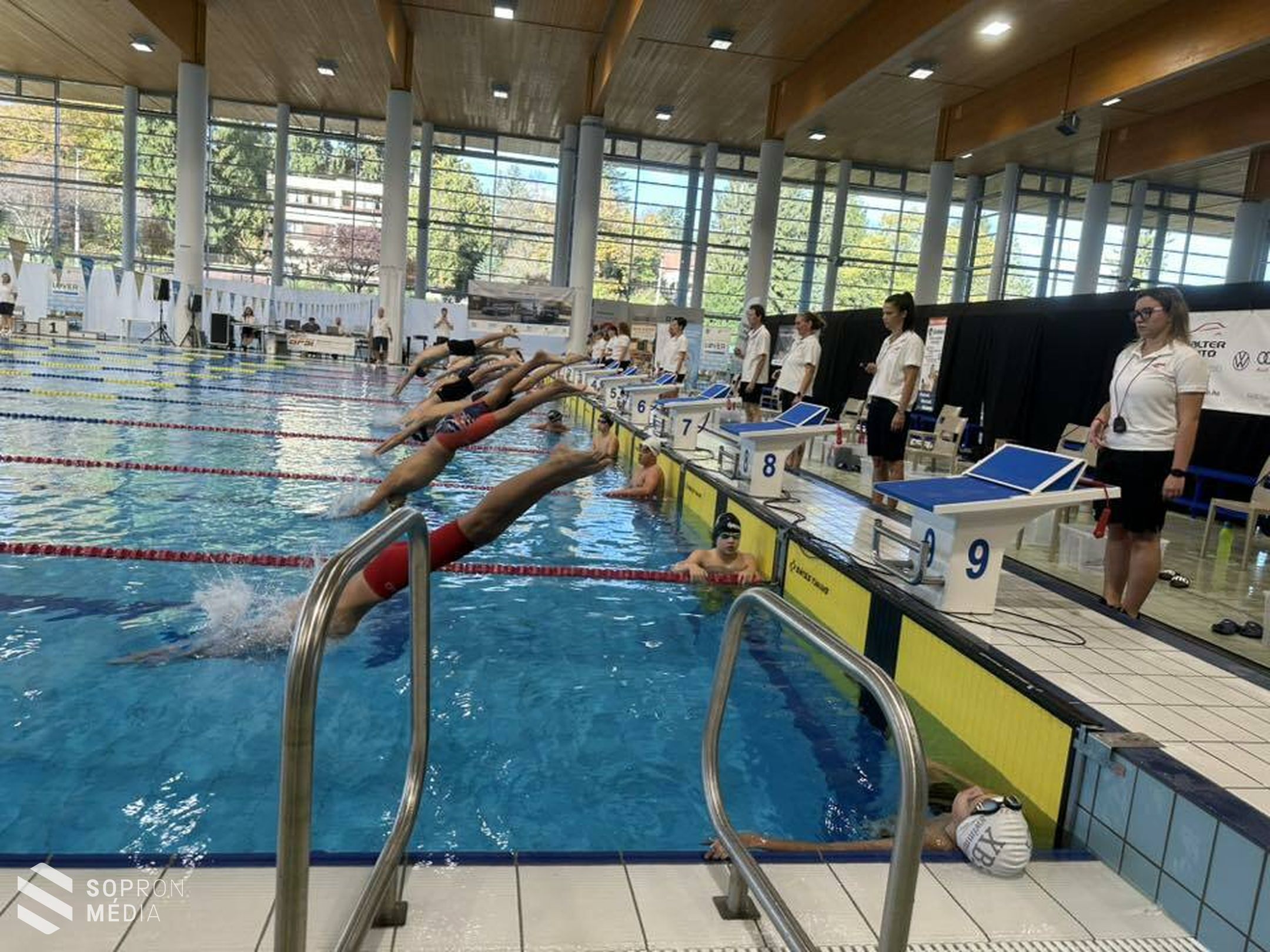 44. Dr. Csik Ferenc-emlékverseny a Lővér Uszodában