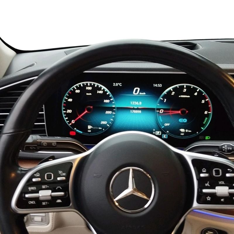 MERCEDES-BENZ