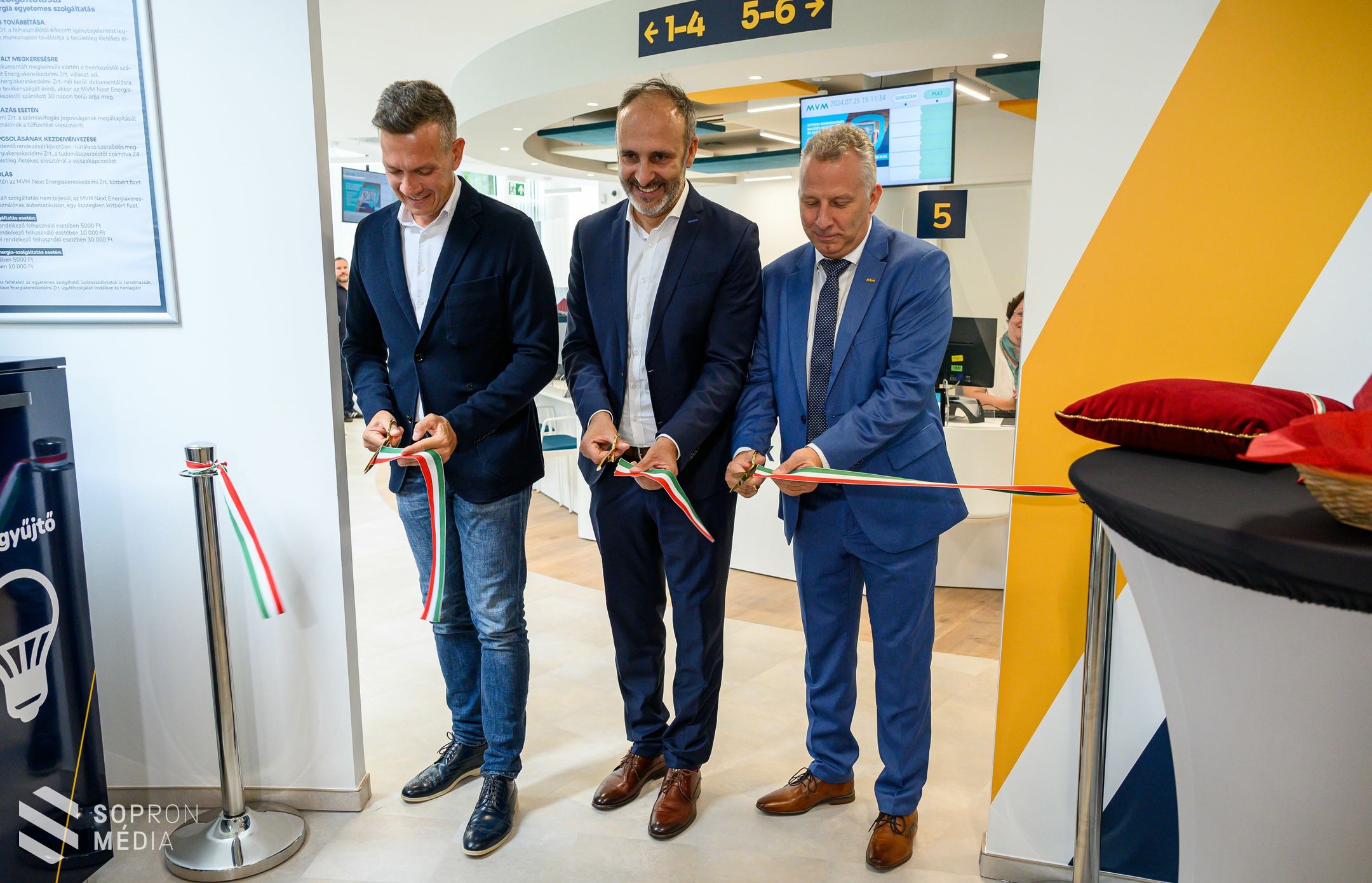 Megújult ügyfélszolgálati irodával várja ügyfeleit az MVM Sopronban