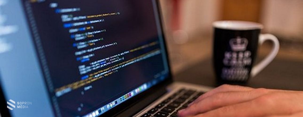 Az online vásárlás veszélyeire figyelmeztetnek a hatóságok az év vége közeledtével