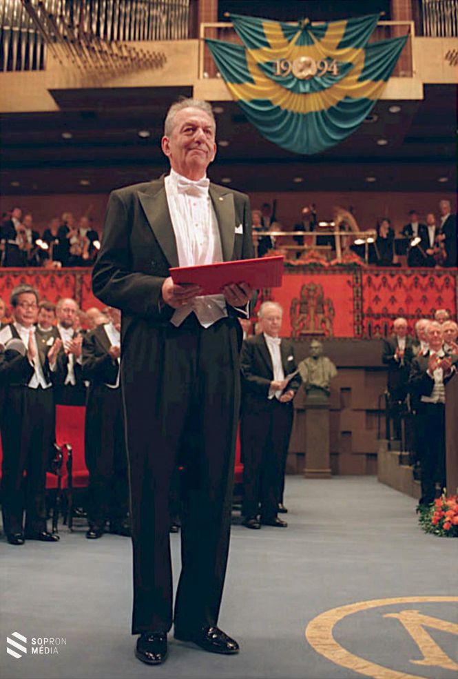 Oláh György, az 1994-es kémiai Nobel-díj tulajdonosa