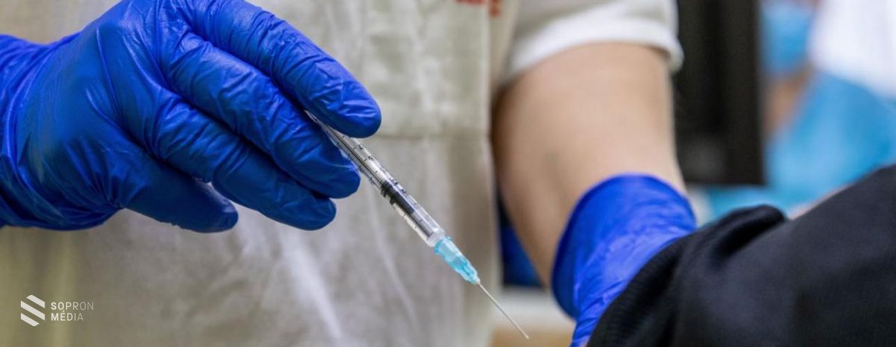 Oltási akcióhét a Soproni Gyógyközpont oltópontján