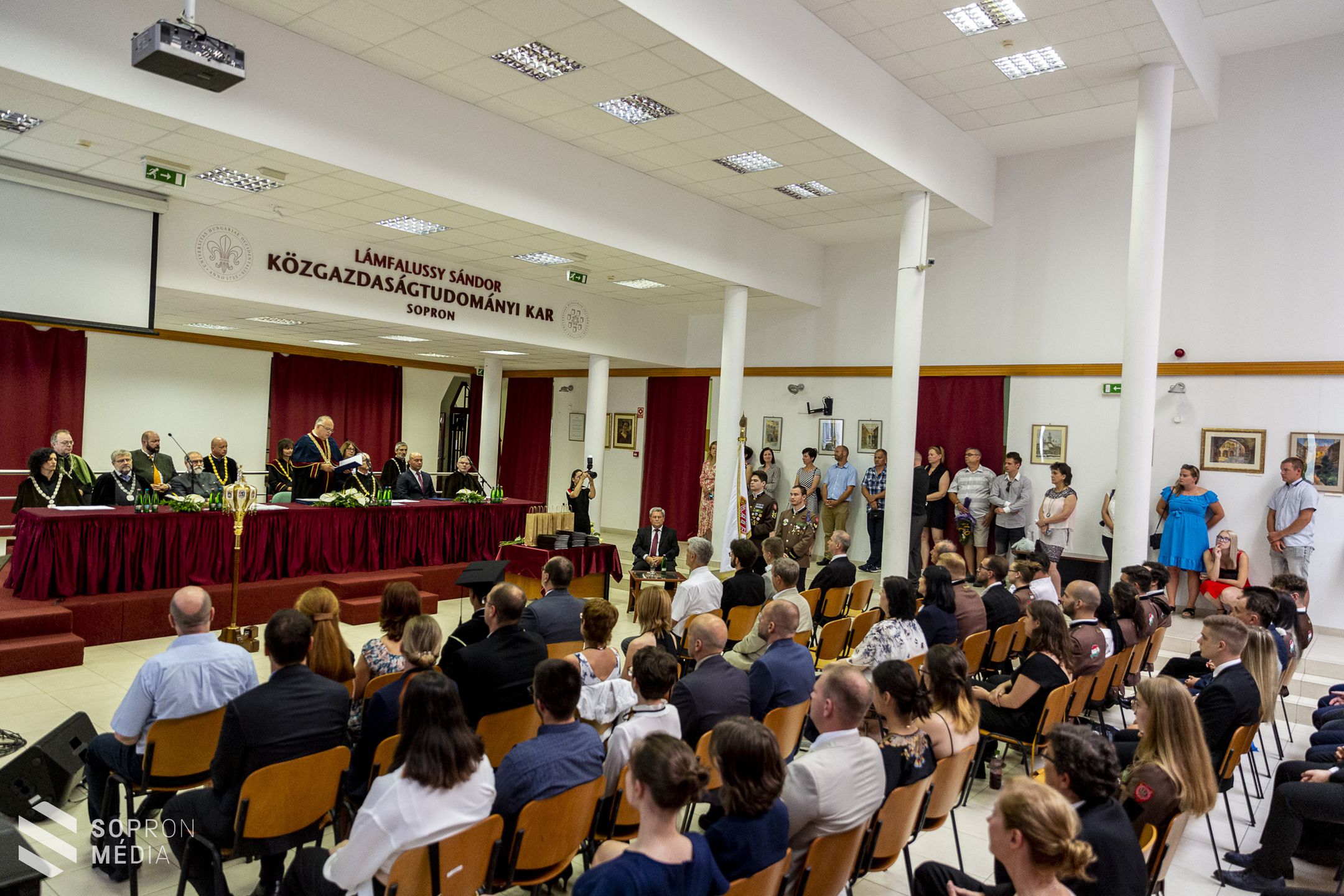 Diplomaosztó ünnepség a Soproni Egyetemen