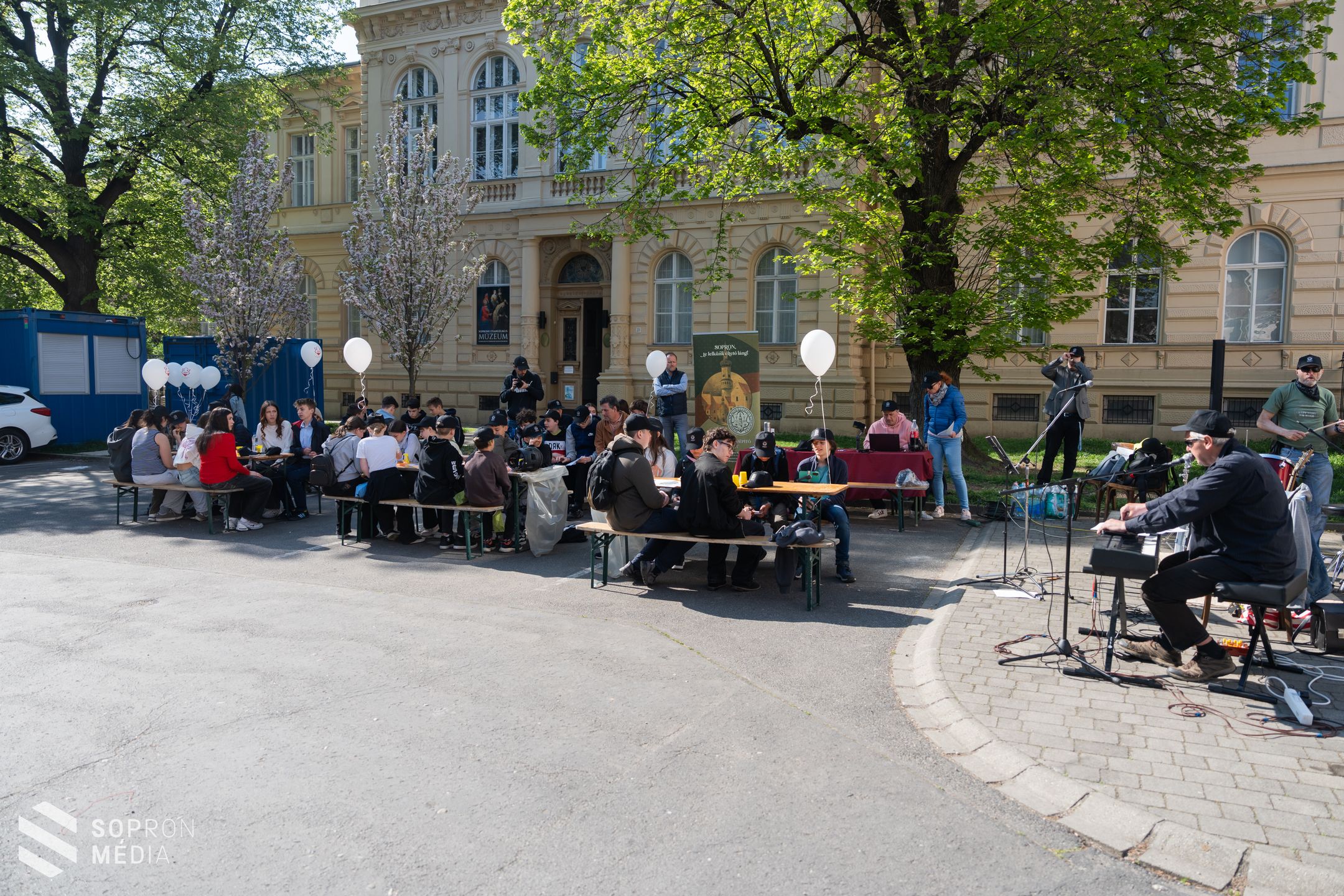 Első alkalommal tartották meg a Királyi Sopron vetélkedőt