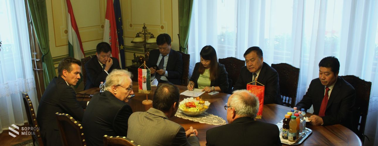 Yichang delegációja tett látogatást Sopronban