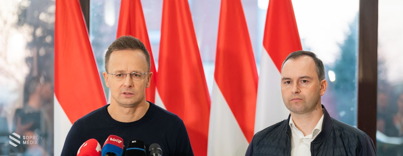 Szijjártó Péter: minden erőnkkel ki kell állni a béke mellett!