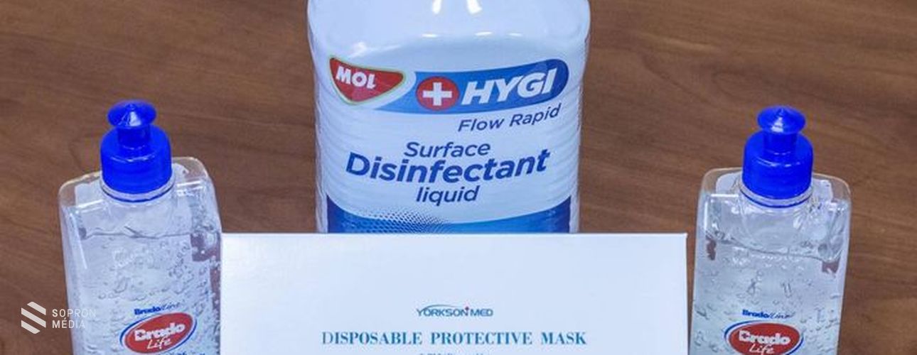 Ingyenes védőfelszerelést biztosít a Soproni Szociális Intézmény