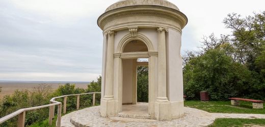 Fertőboz-Gloriette kilátó