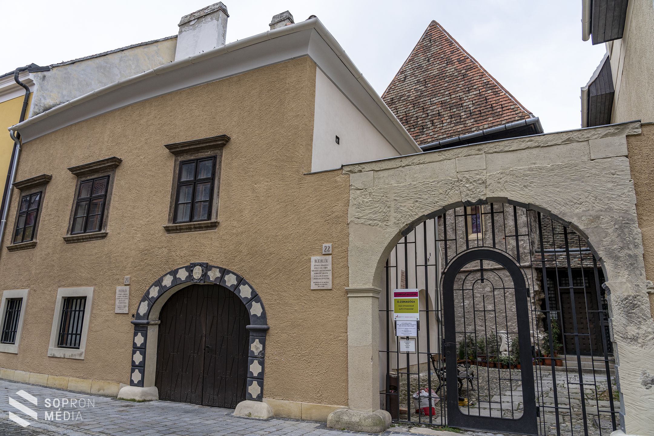 Megkezdték az Ó-Zsinagóga Ispotály épületének a felújítását