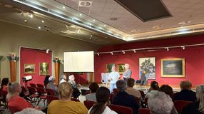 Érzékenyítő program a látássérült vendégek támogató fogadása érdekében