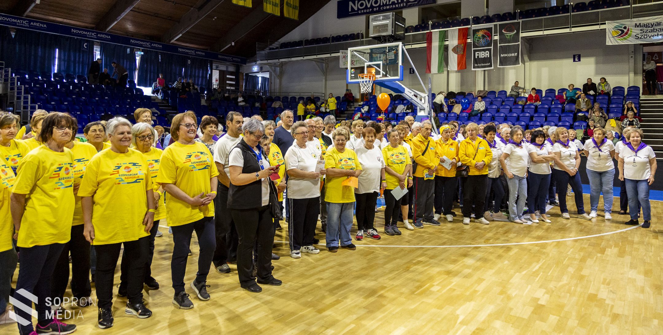 Szépkorúak Sportfesztiválja – A programon több mint húszféle mozgásformába kóstolhattak bele az érdeklődők