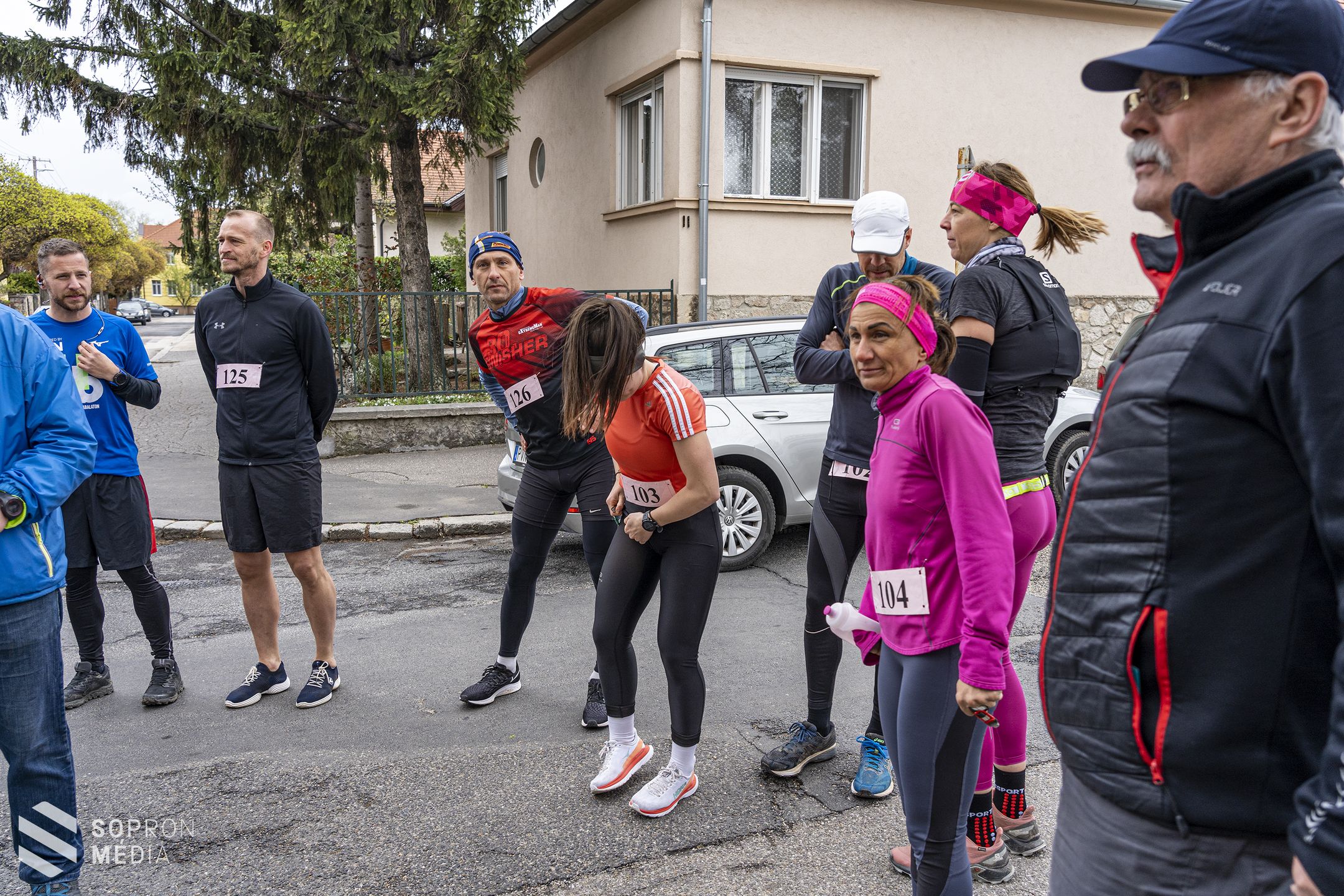 Futva és sétálva gyönyörködhettek a soproni panorámában