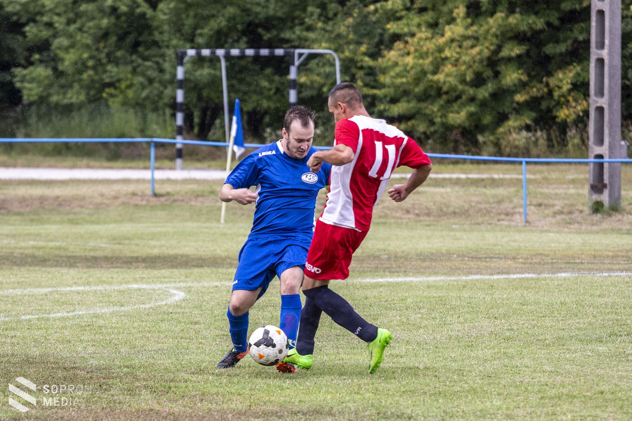 Megkezdődtek a megyei labdarúgó bajnokságok küzdelmei