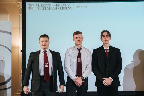 A VI. Estöri döntője