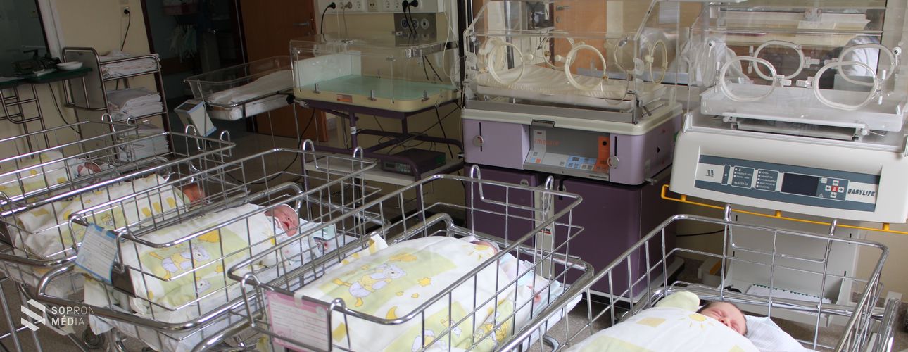 Egy új élet kezdetén - A soproni önkormányzat 40 ezer forintot ad a babakötvényre