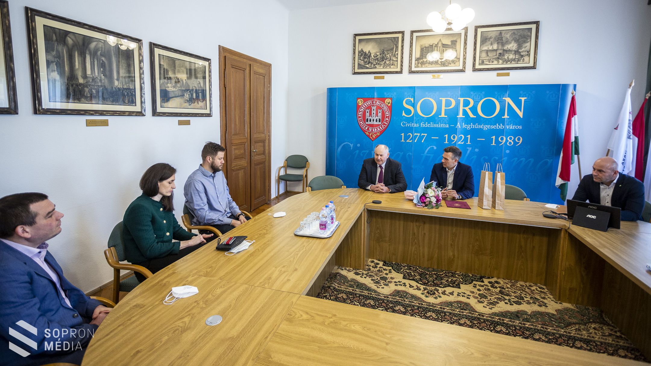 A Sopron Basketet köszöntötték a városházán