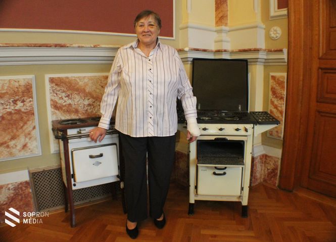 Az eseményen részt vett a szolgáltatást százötven éve kezdeményező Flandorffer Ignác unokája is Horváthné Flandorffer Magdolna 