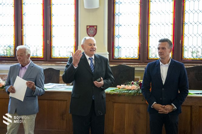 Dr. Simon István alpolgármester