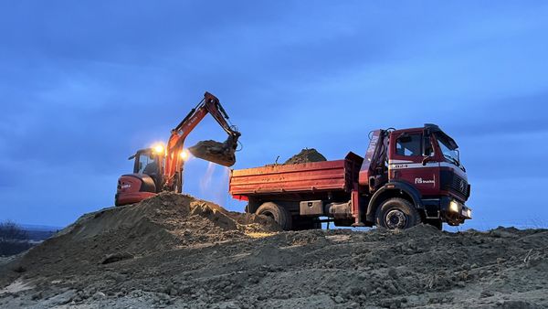 Garabonc rézsűzés, tustóirtás kép