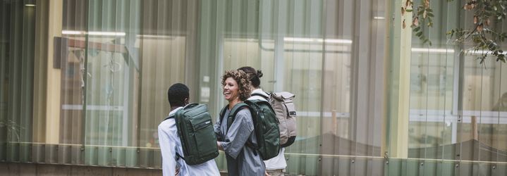 Táskák, hátizsákok