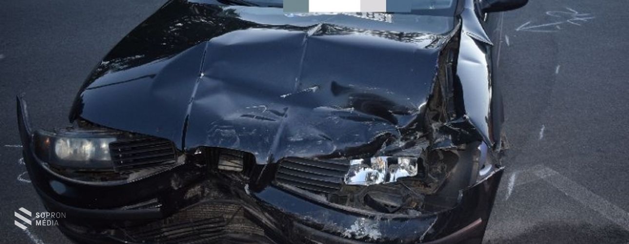 Ittasan hajtott parkoló autónak a sofőr