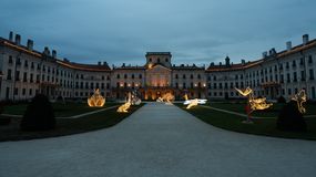 Ismét fénybe borult az Esterházy-kastély parkja