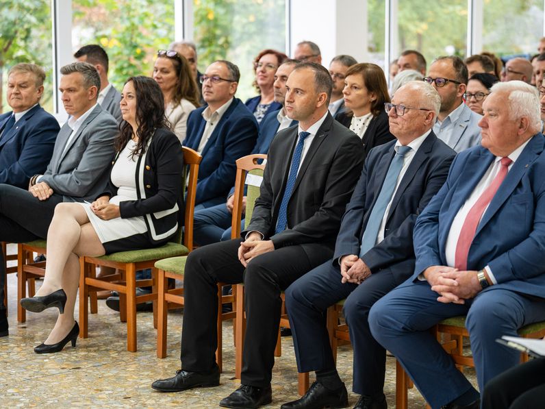 Átadták a Soproni Szakképzési Centrum megújult konyháját és étkezőjét
