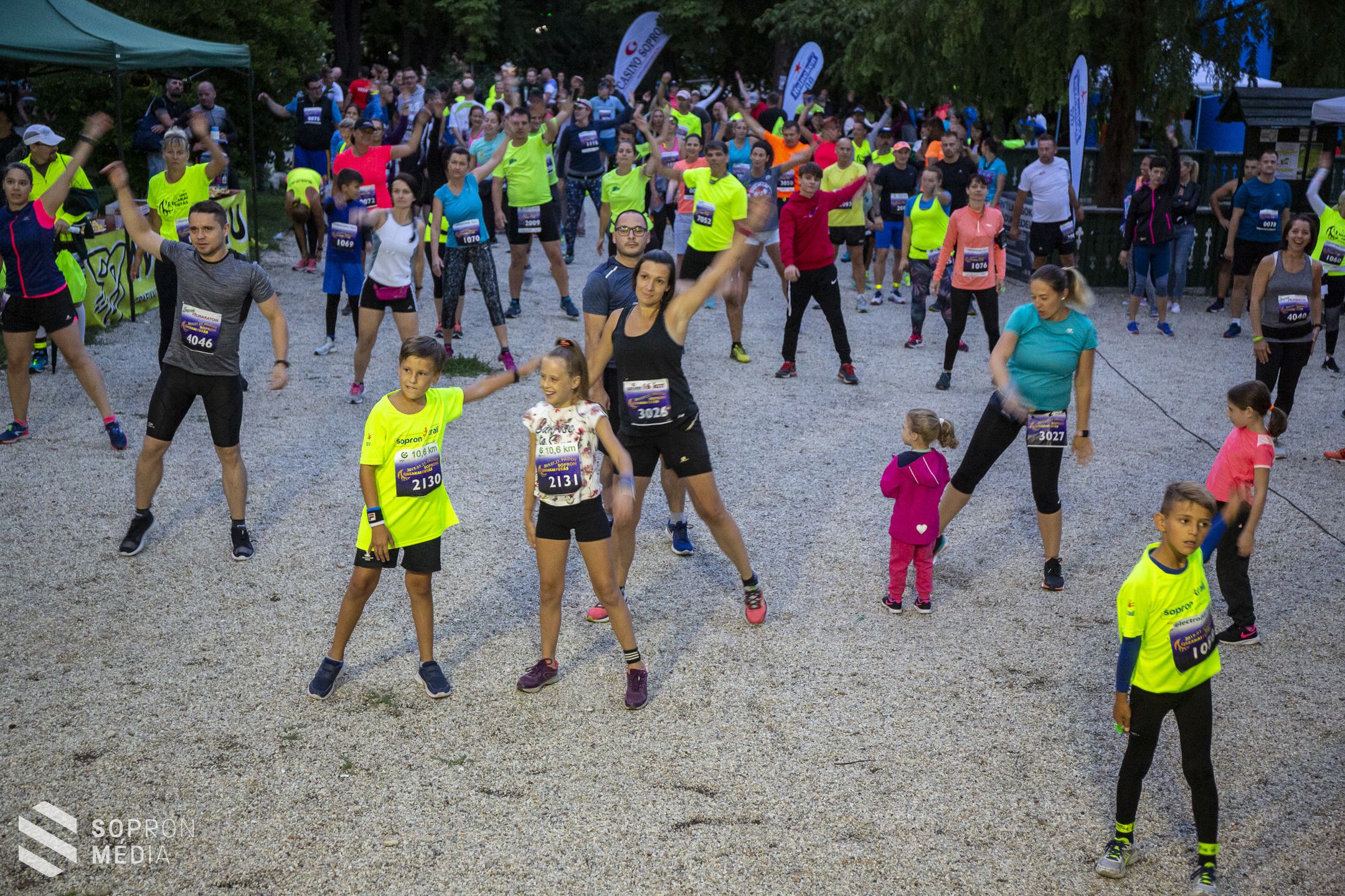 350 versenyző vett részt az idei soproni éjszakai futáson